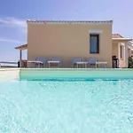 Ferienhaus Cristallina Piscina Privata, Wi-fi & Netflix Stintino